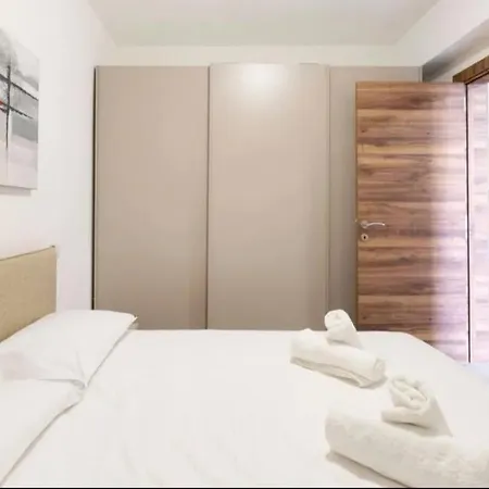 Tranquil Retreat 1br Gem Apartment *